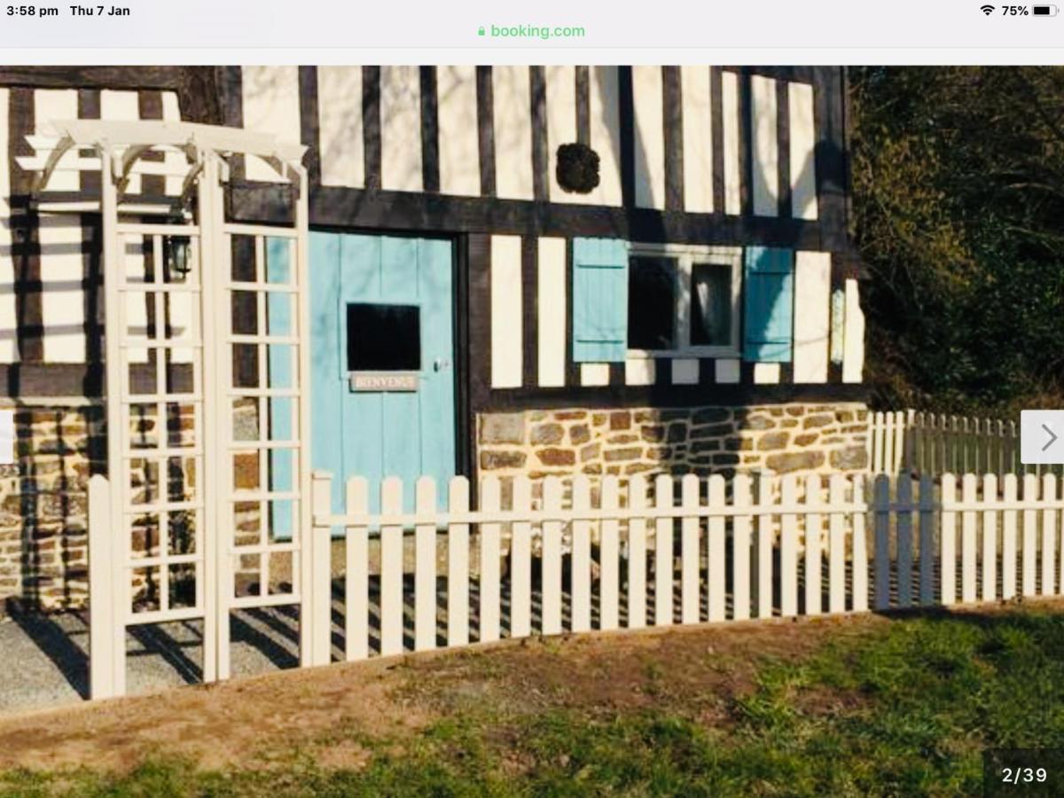 Maison Mai Or La Petite Maison Mai Or La Petite Grange Or All Three La Chapelle-Uree Exterior photo