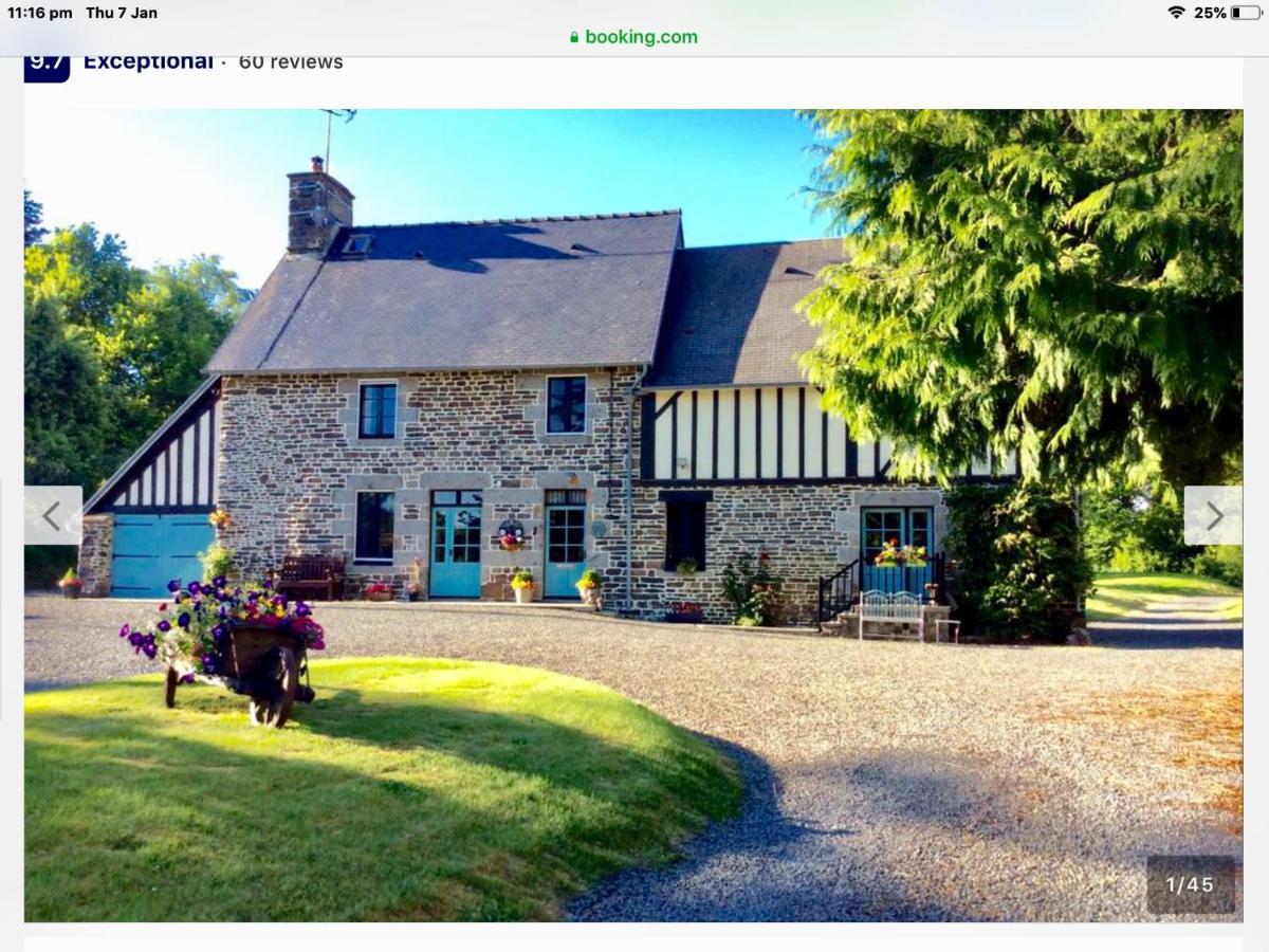 Maison Mai Or La Petite Maison Mai Or La Petite Grange Or All Three La Chapelle-Uree Exterior photo