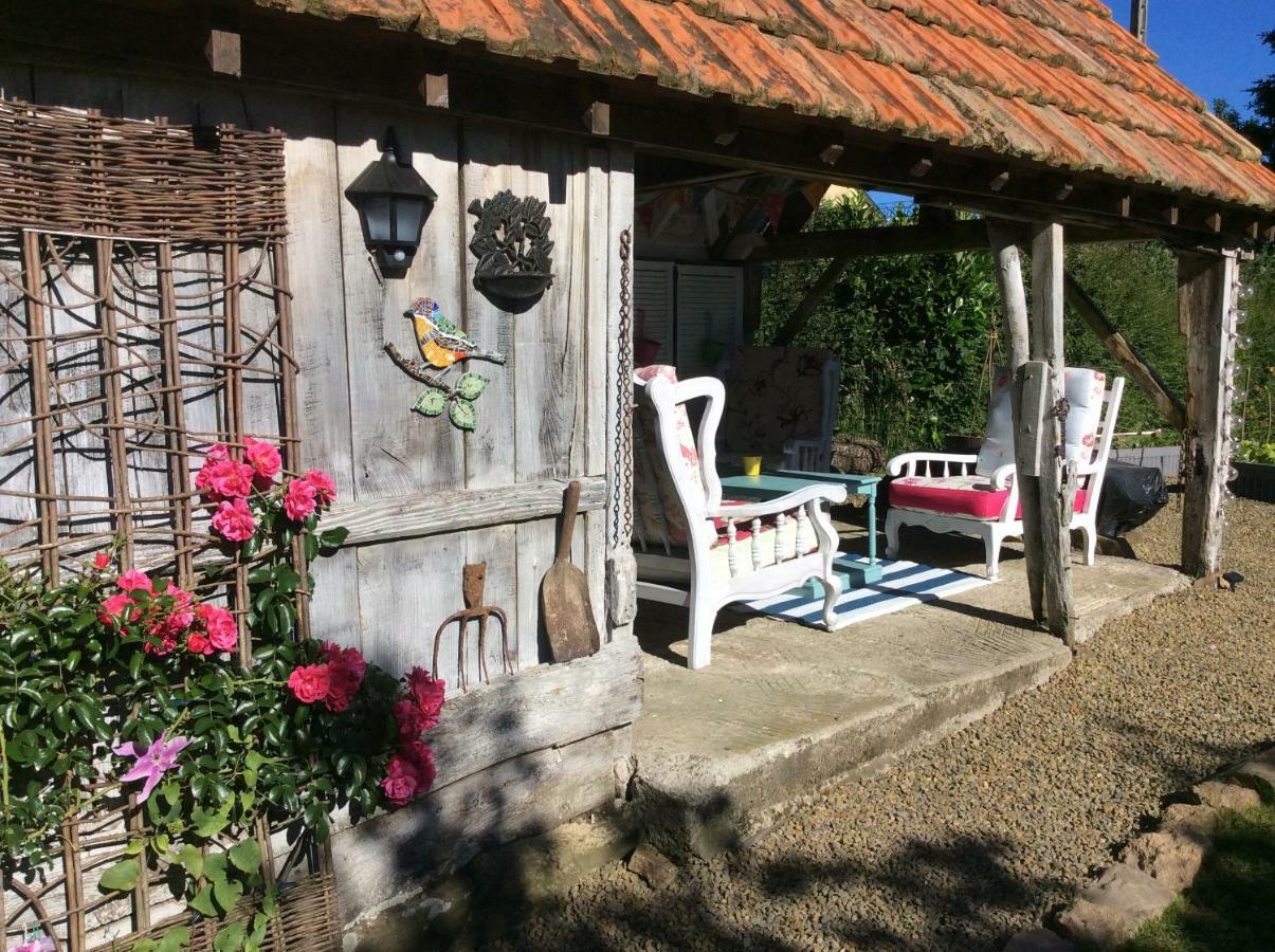 Maison Mai Or La Petite Maison Mai Or La Petite Grange Or All Three La Chapelle-Uree Exterior photo